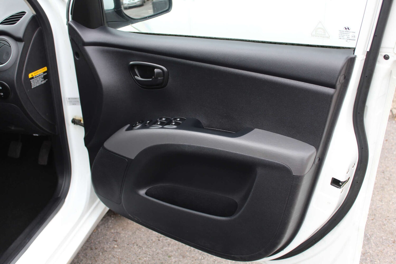 Used Hyundai i10 2012 for sale - 78167864: Photo 18