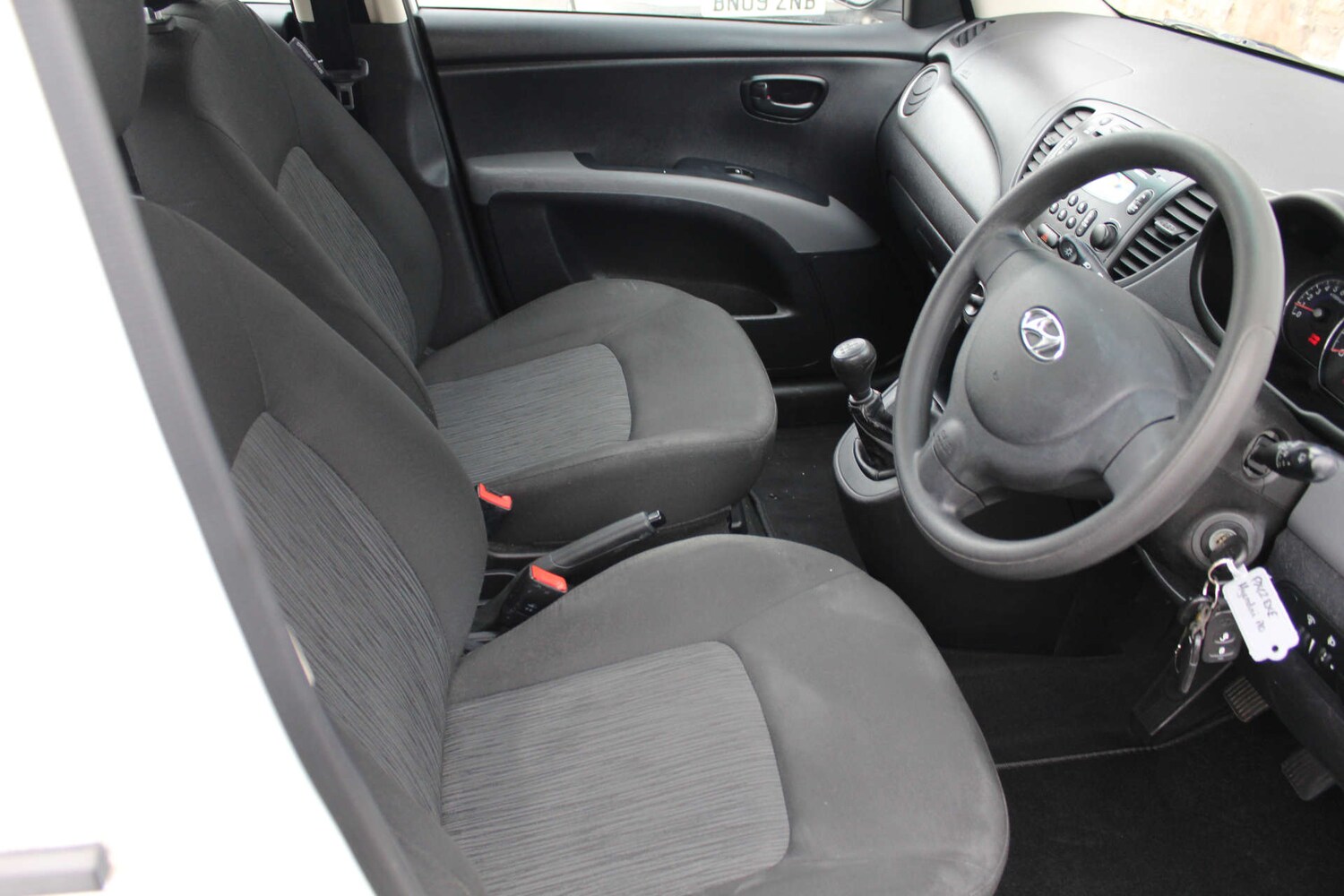 Used Hyundai i10 2012 for sale - 78167864: Photo 20