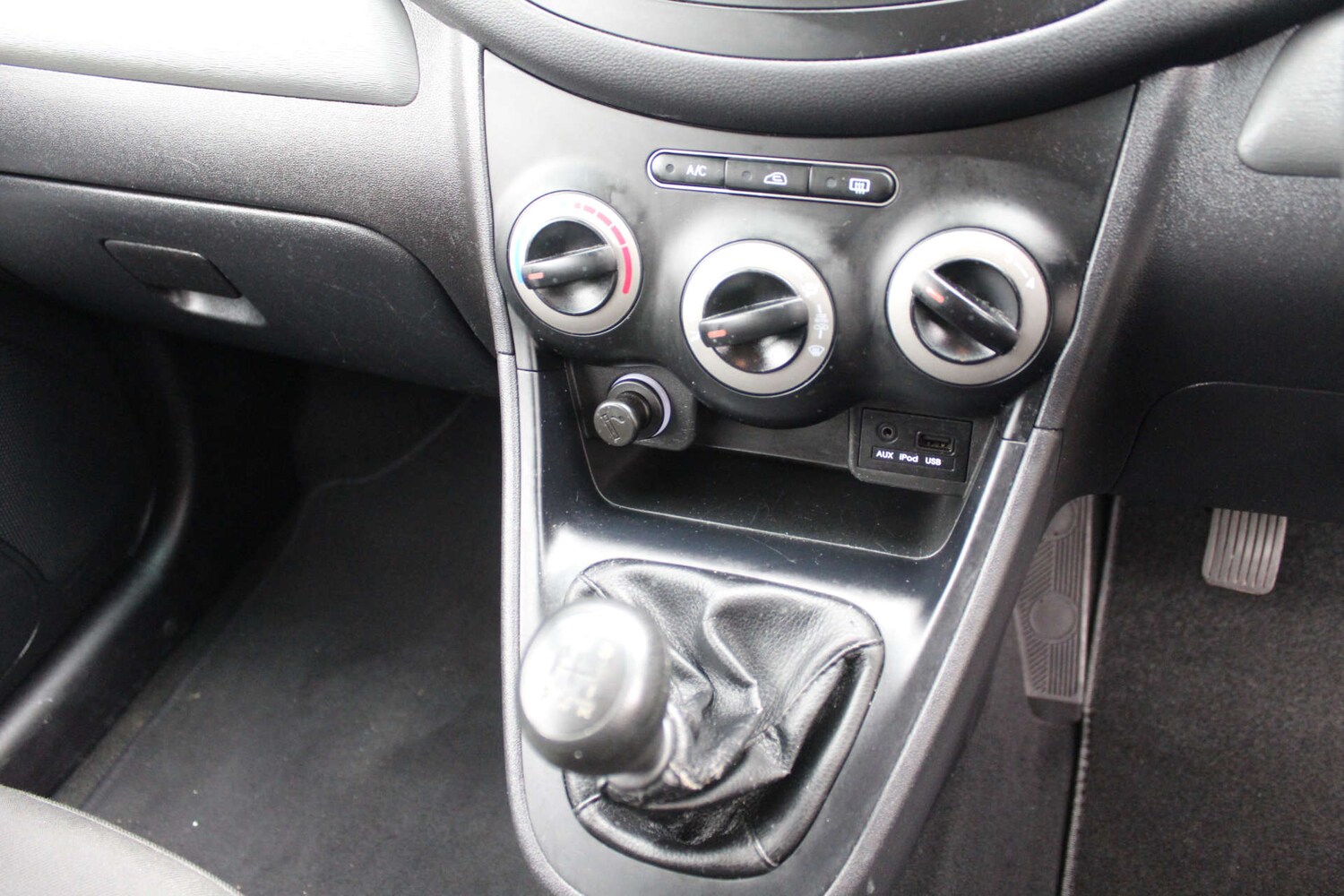 Used Hyundai i10 2012 for sale - 78167864: Photo 22