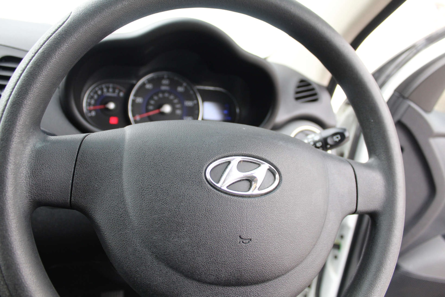 Used Hyundai i10 2012 for sale - 78167864: Photo 24