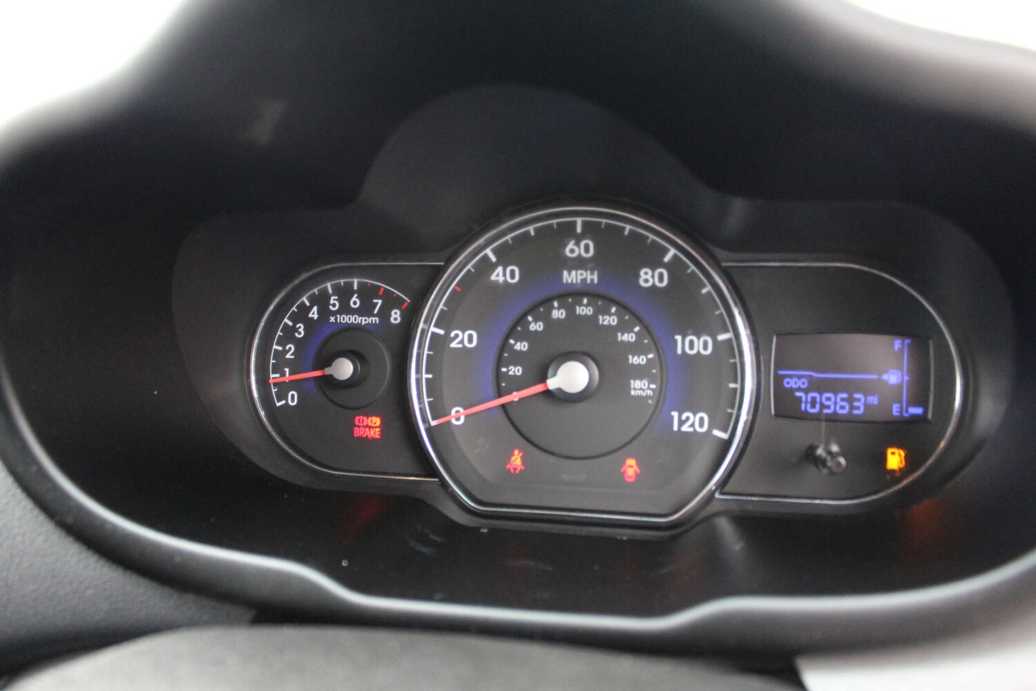 Used Hyundai i10 2012 for sale - 78167864: Photo 25