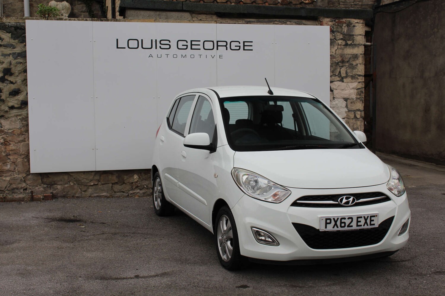 Used Hyundai i10 2012 for sale - 78167864: Photo 8