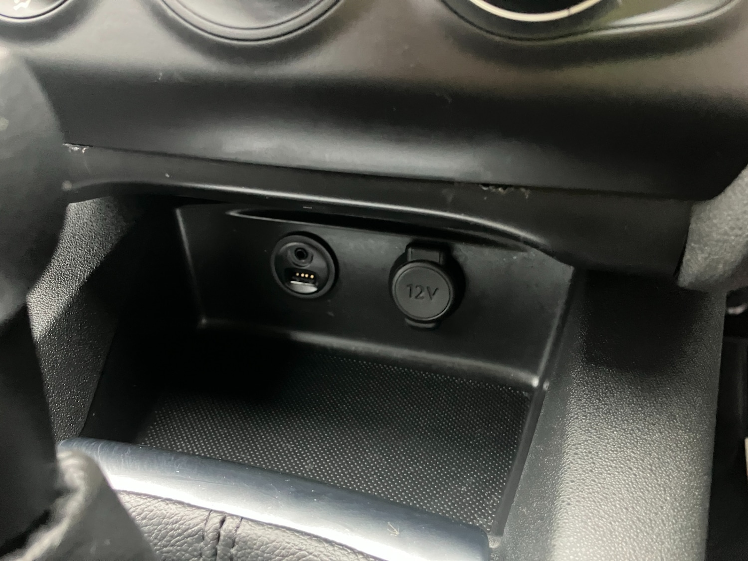 Used Citroen C4 2016 for sale - 76970095: Photo 13