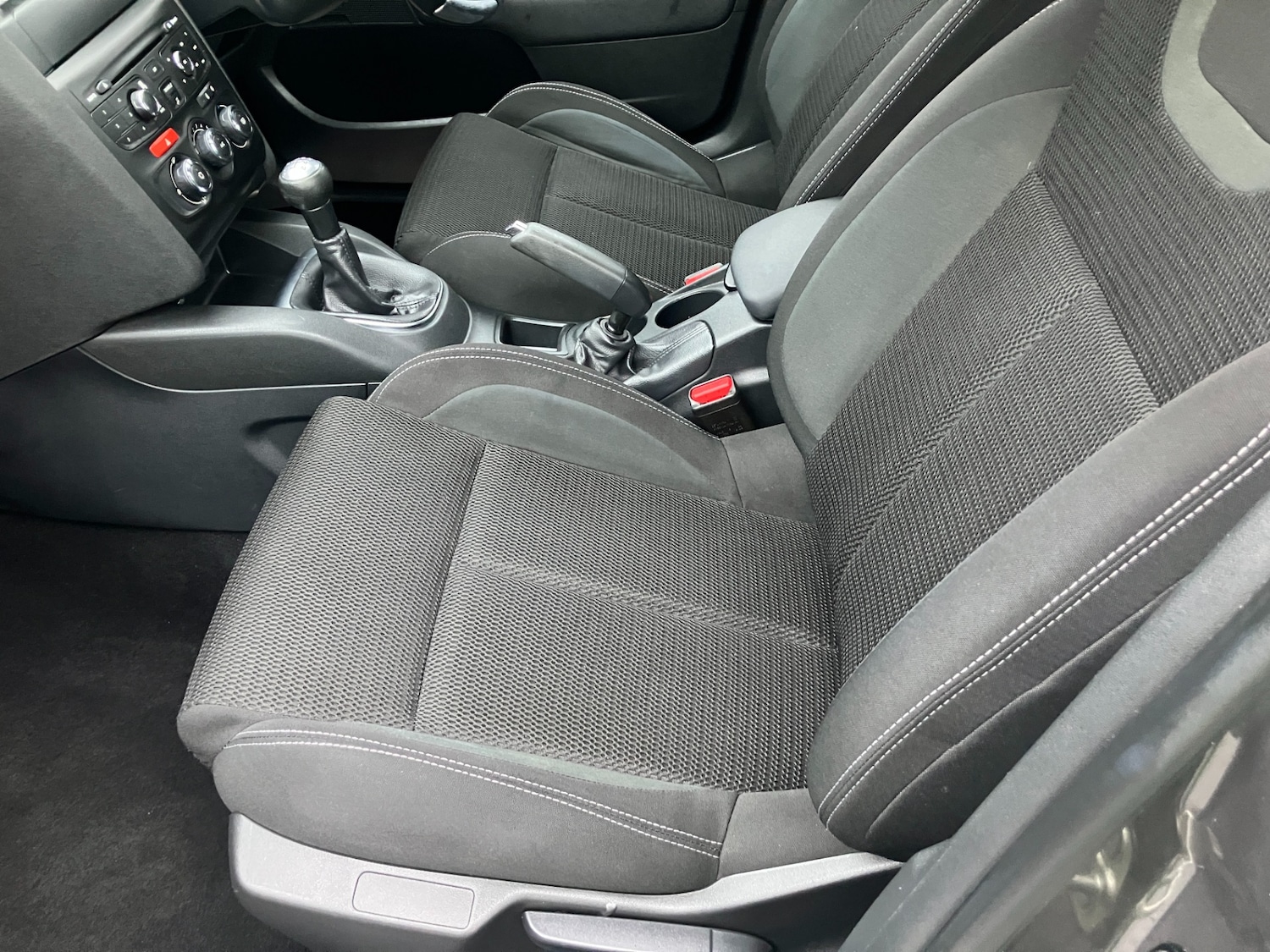 Used Citroen C4 2016 for sale - 76970095: Photo 7