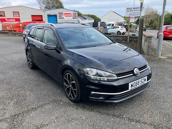 Used Volkswagen Golf 2018 for sale - 78323752: Photo