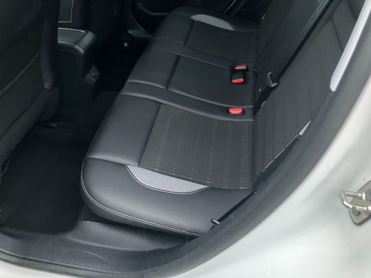 Used Peugeot 2008 2014 for sale - 77207555: Photo 8