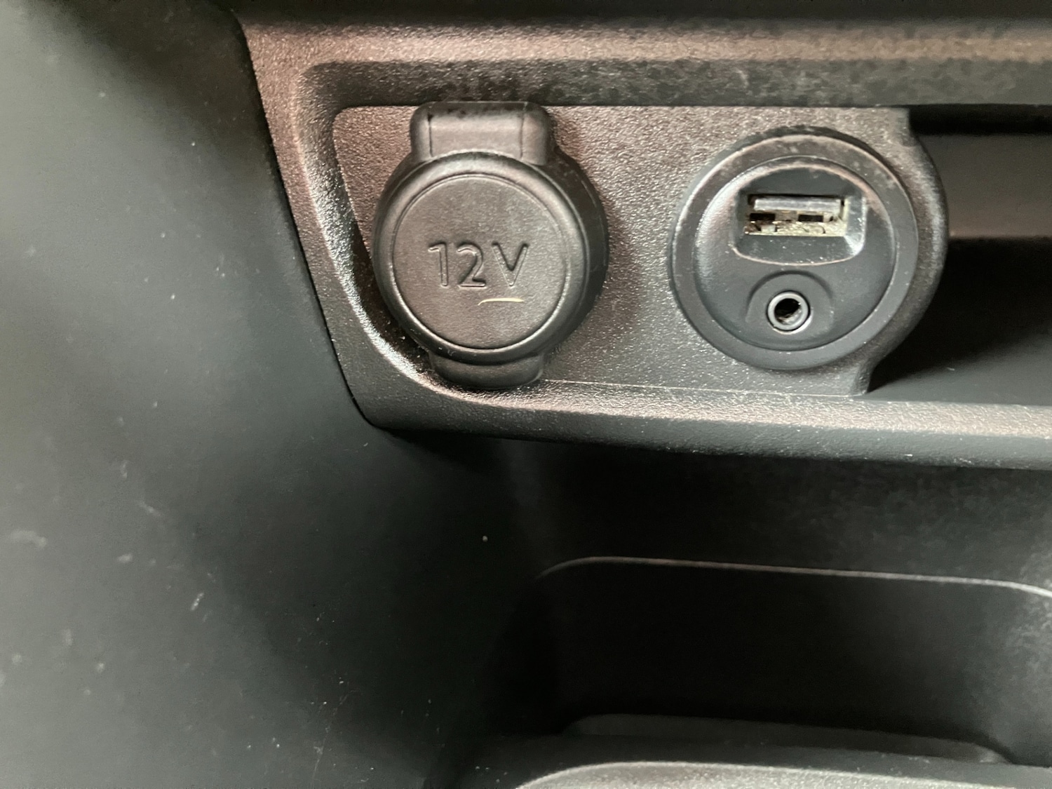 Used Peugeot 2008 2016 for sale - 78105010: Photo 14