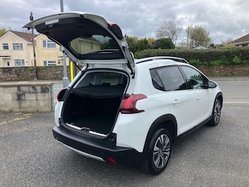 Used Peugeot 2008 2016 for sale - 78105010: Photo