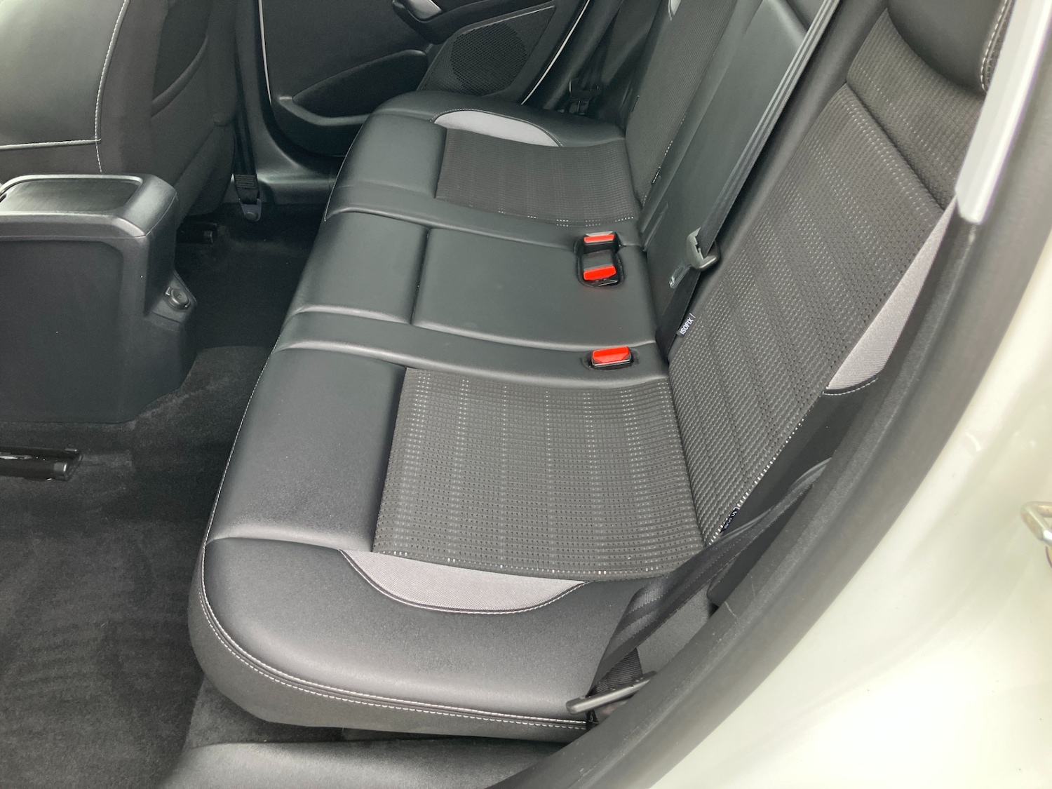 Used Peugeot 2008 2016 for sale - 78105010: Photo 7