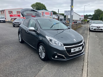 Used Peugeot 208 2017 for sale - 78951113: Photo