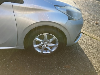 Used Peugeot 208 2015 for sale - 76626632: Photo