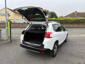 Used Peugeot 2008 2016 for sale - 79637754: Photo
