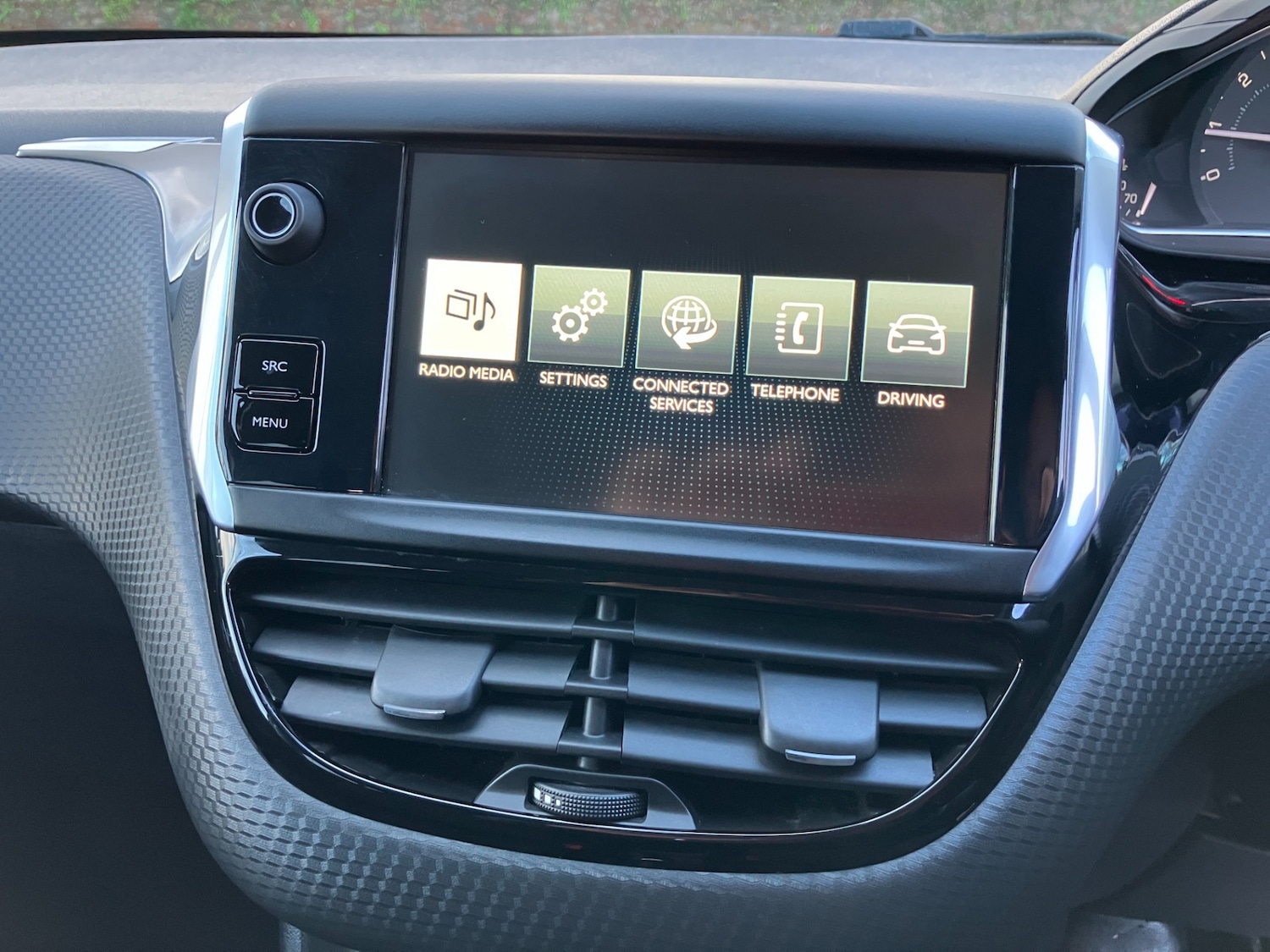 Used Peugeot 208 2015 for sale - 77367242: Photo 14