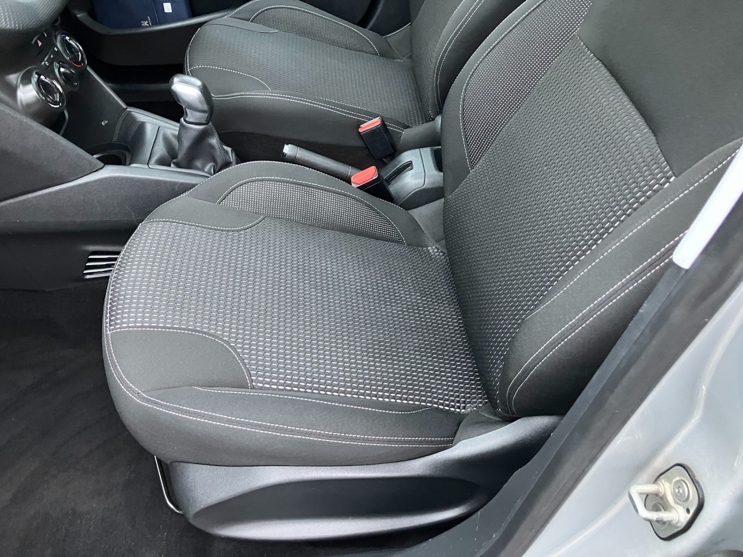 Used Peugeot 208 2018 for sale - 76762377: Photo 9