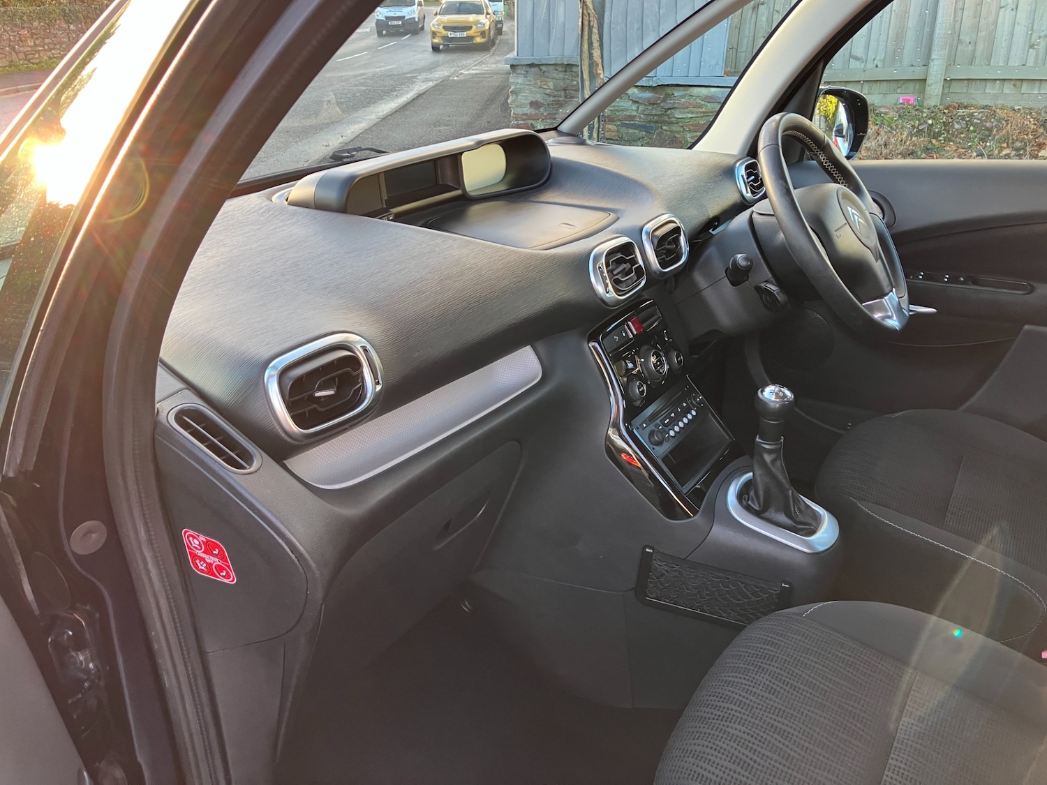 Used Citroen C3 Picasso 2014 for sale - 76696260: Photo 10