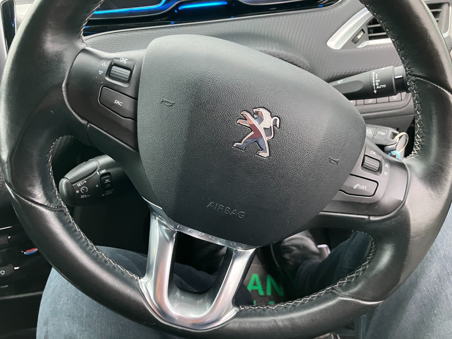 Used Peugeot 2008 2014 for sale - 76578197: Photo 11