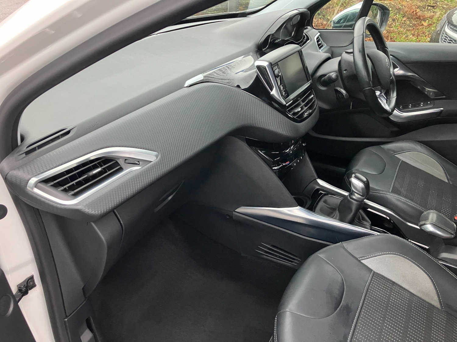 Used Peugeot 2008 2014 for sale - 76578197: Photo 6