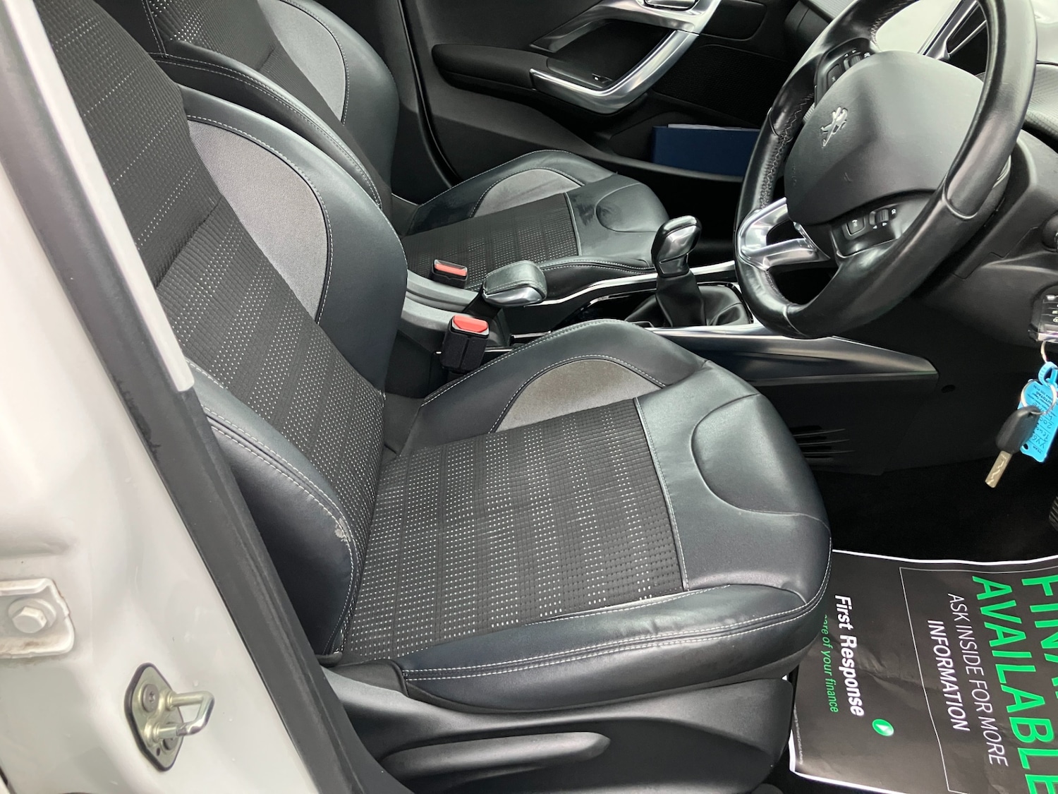 Used Peugeot 2008 2014 for sale - 76578197: Photo 9