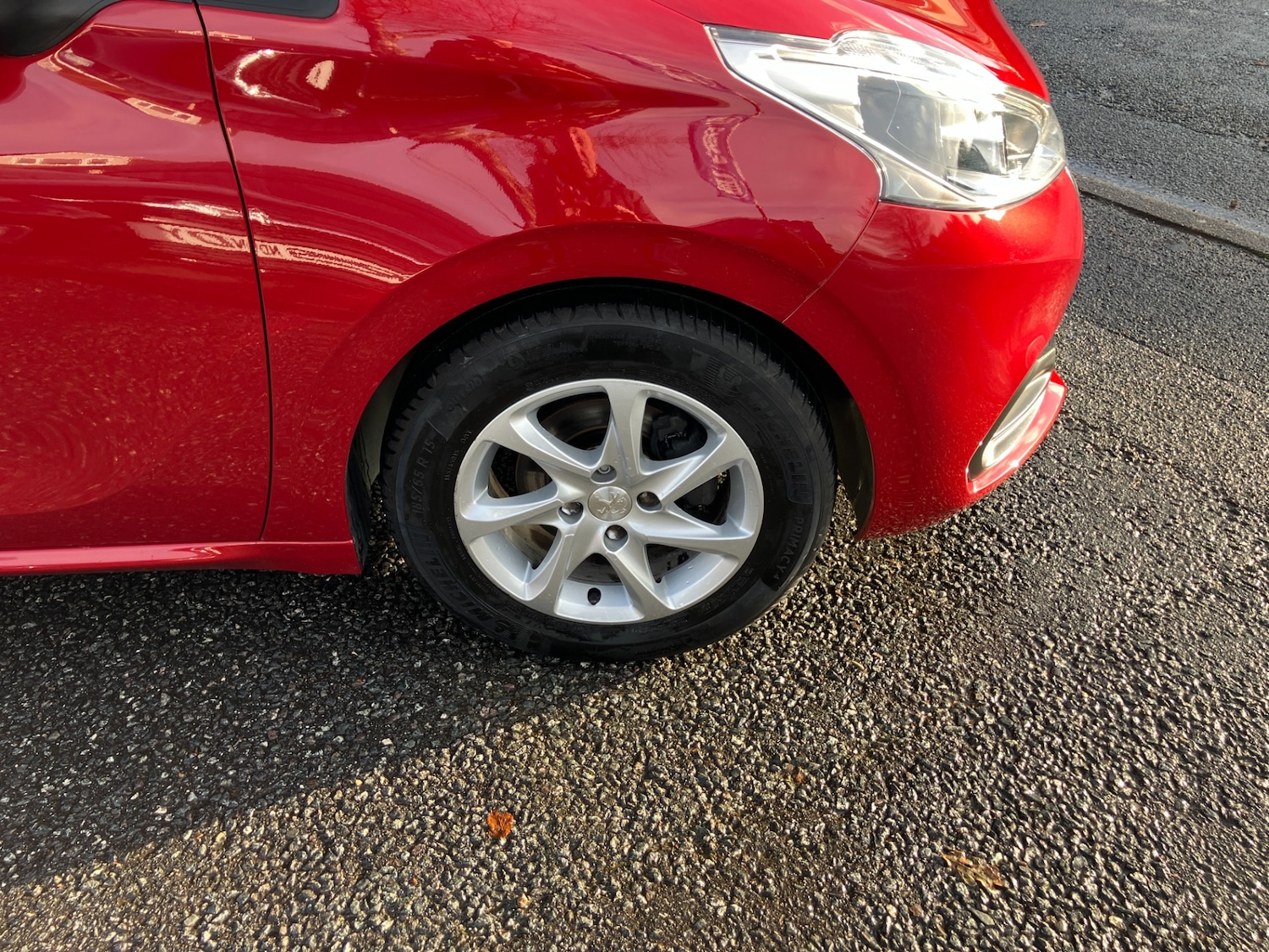 Used Peugeot 208 2017 for sale - 76741462: Photo 2