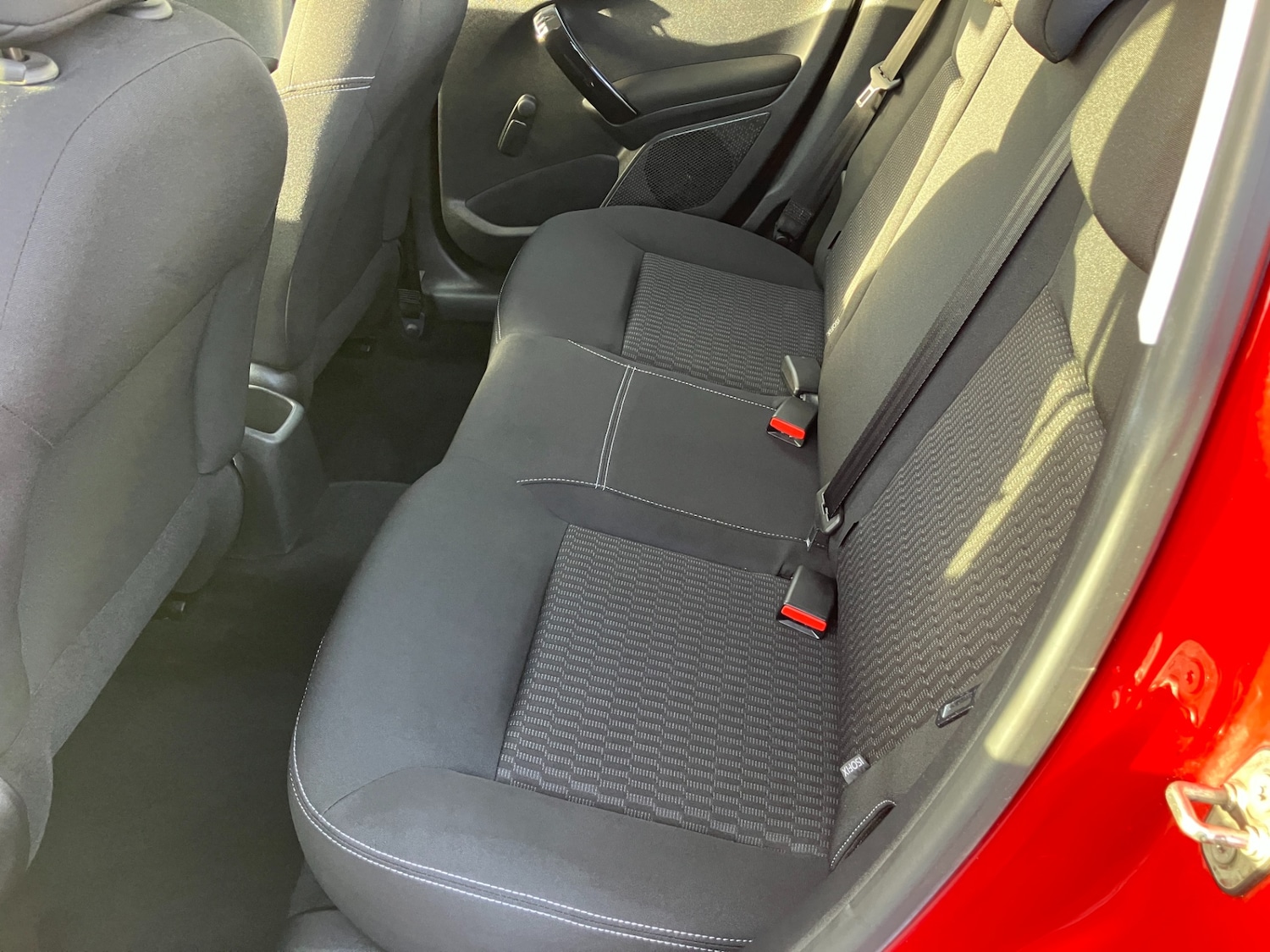 Used Peugeot 208 2017 for sale - 76741462: Photo 6