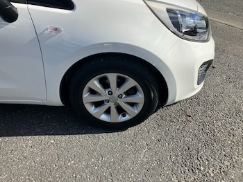 Used Kia Rio 2015 for sale - 76037582: Photo