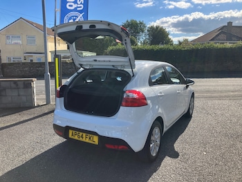 Used Kia Rio 2015 for sale - 76037582: Photo