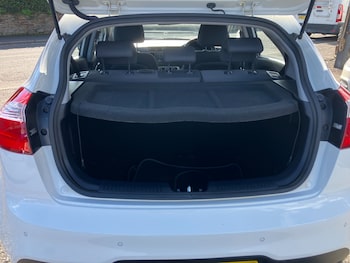Used Kia Rio 2015 for sale - 76037582: Photo