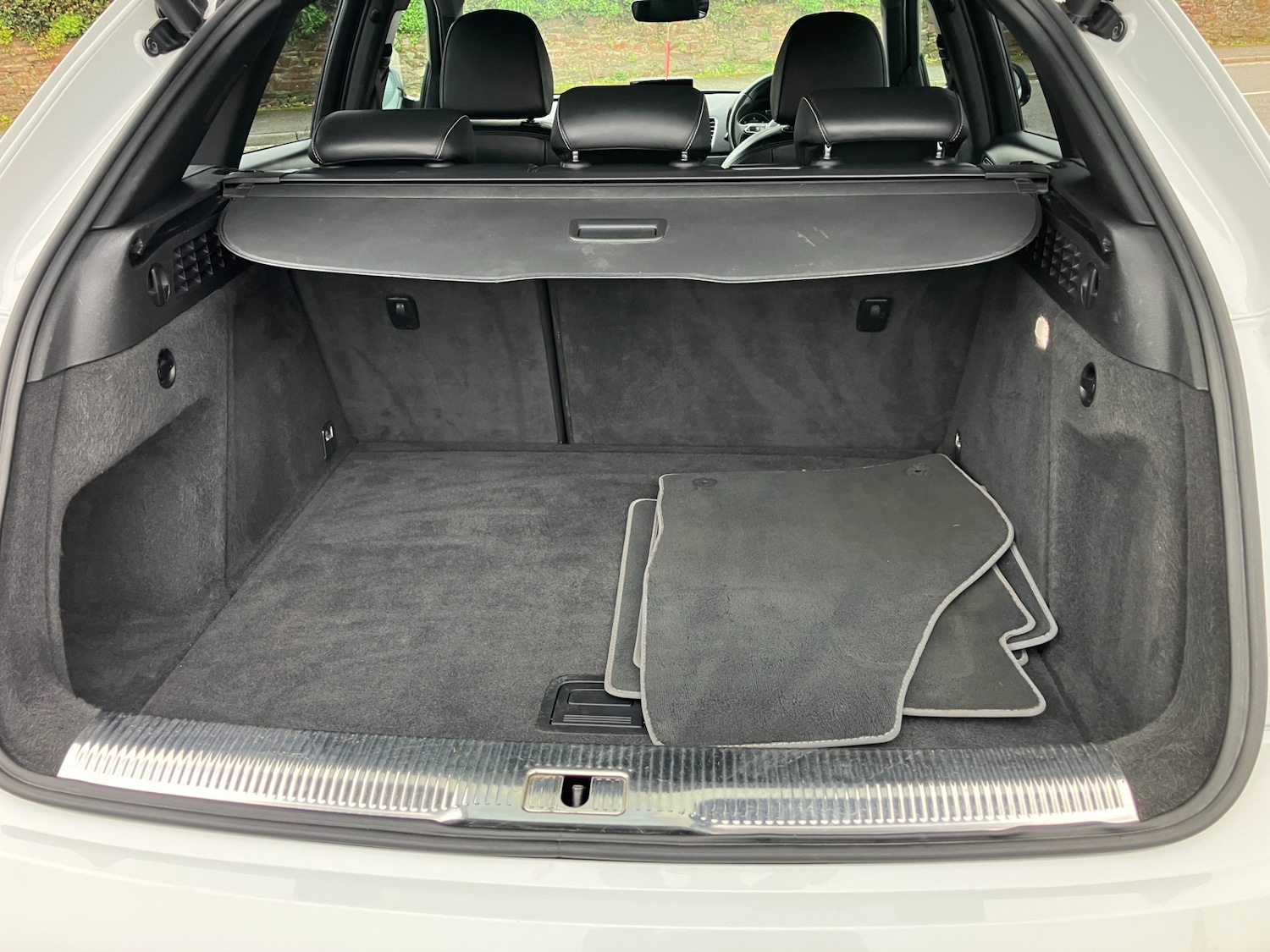 Used Audi Q3 2018 for sale - 77947389: Photo 4