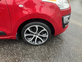 Used Citroen C3 Picasso 2017 for sale - 76461877: Photo