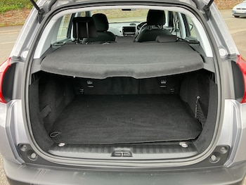 Used Peugeot 2008 2016 for sale - 78499363: Photo