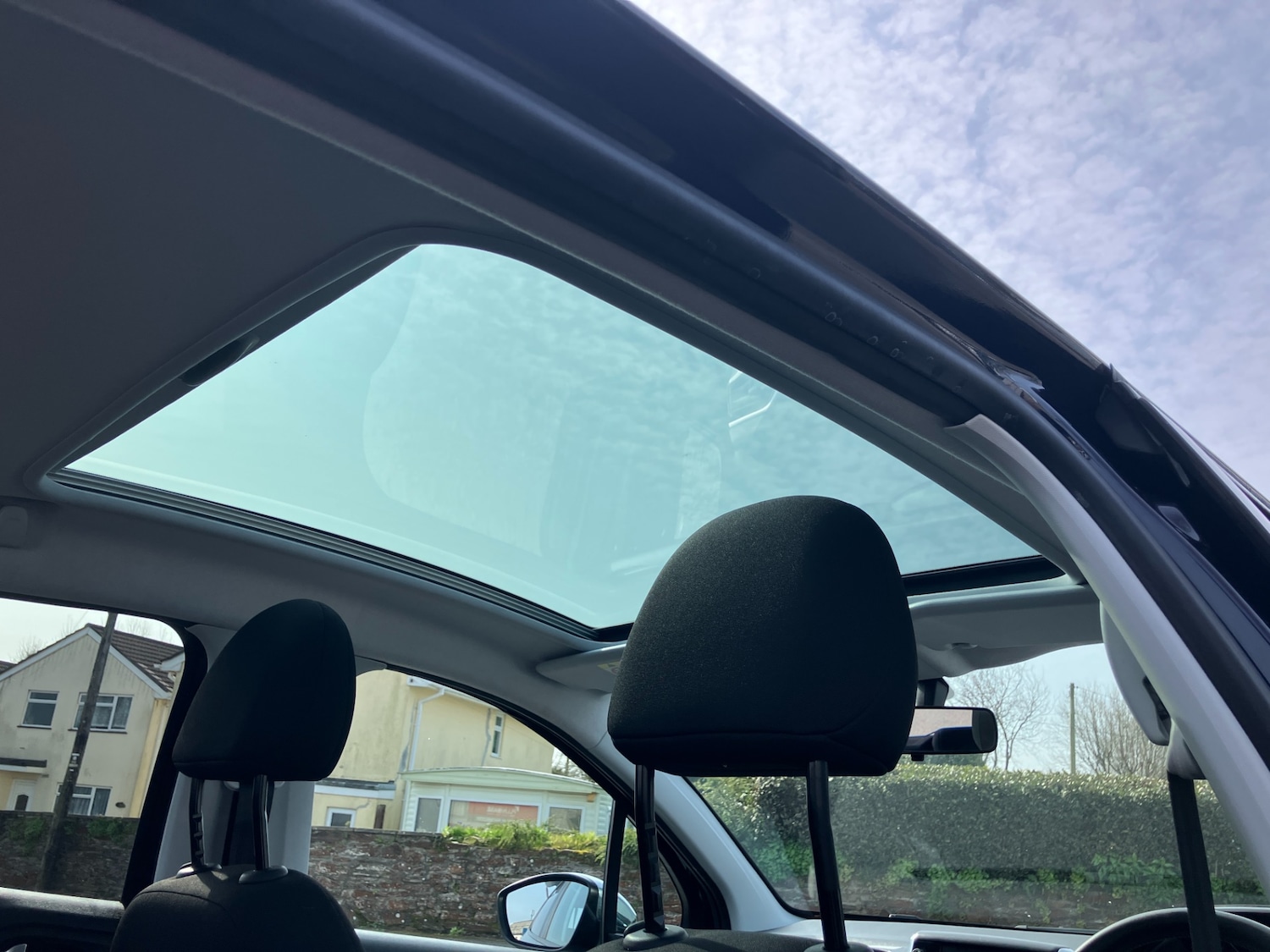 Used Peugeot 208 2014 for sale - 77984549: Photo 7