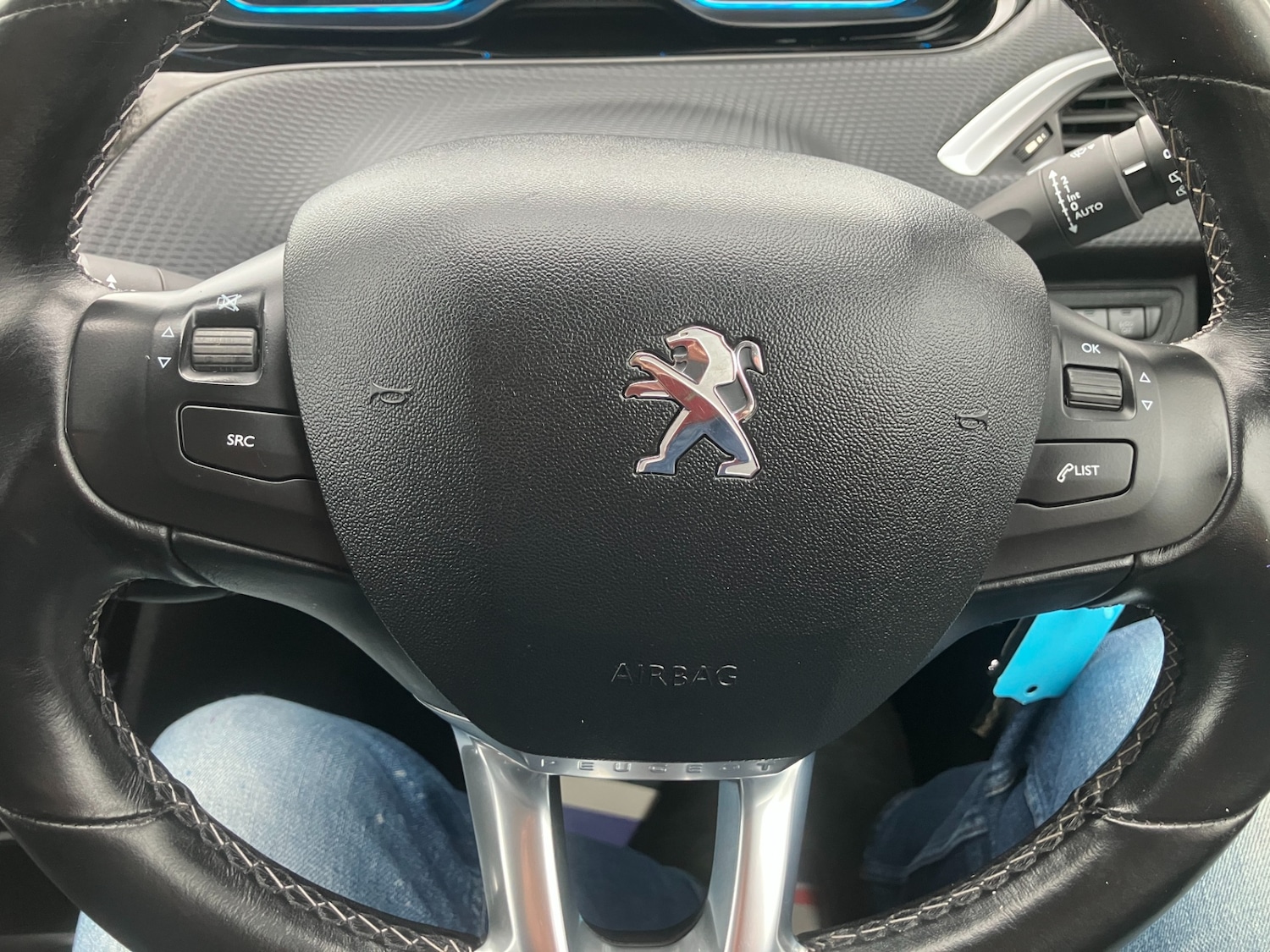 Used Peugeot 2008 2017 for sale - 76252609: Photo 12