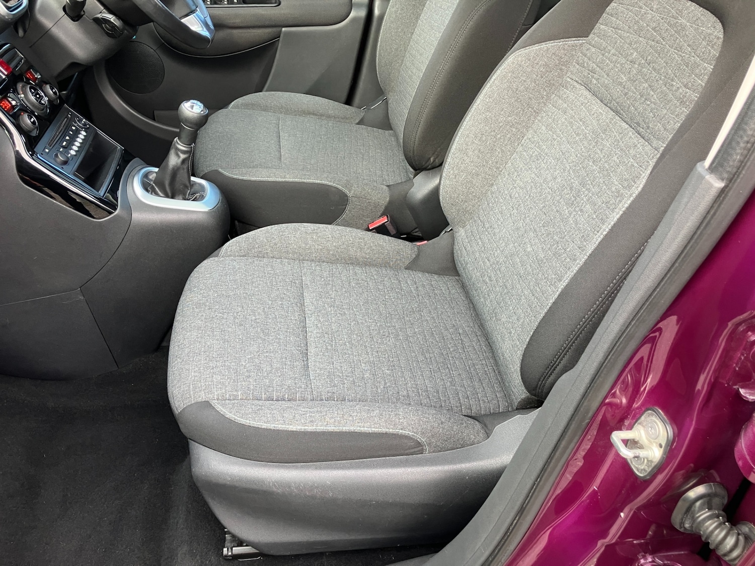 Used Citroen C3 Picasso 2017 for sale - 77568475: Photo 10