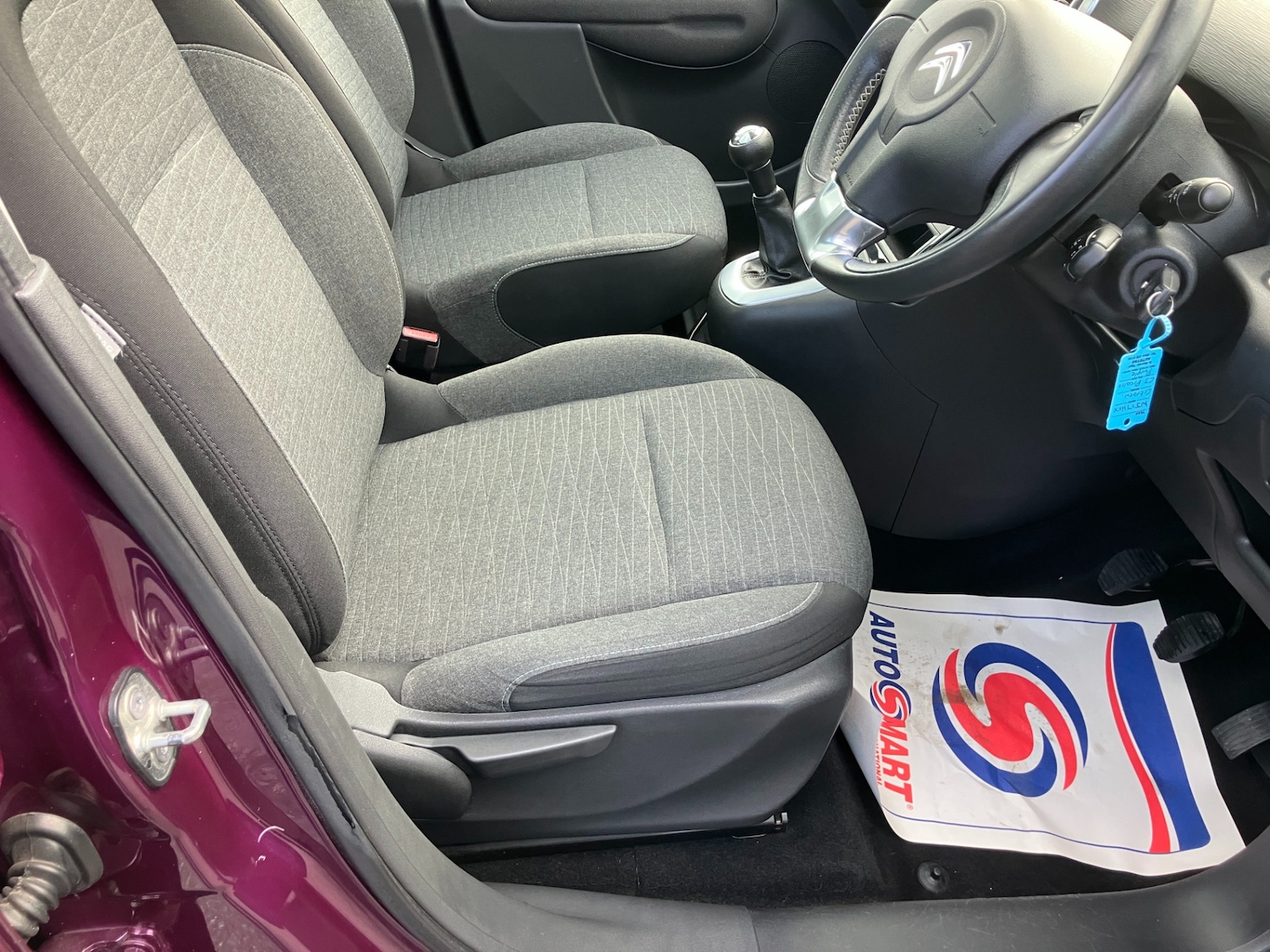 Used Citroen C3 Picasso 2017 for sale - 77568475: Photo 12