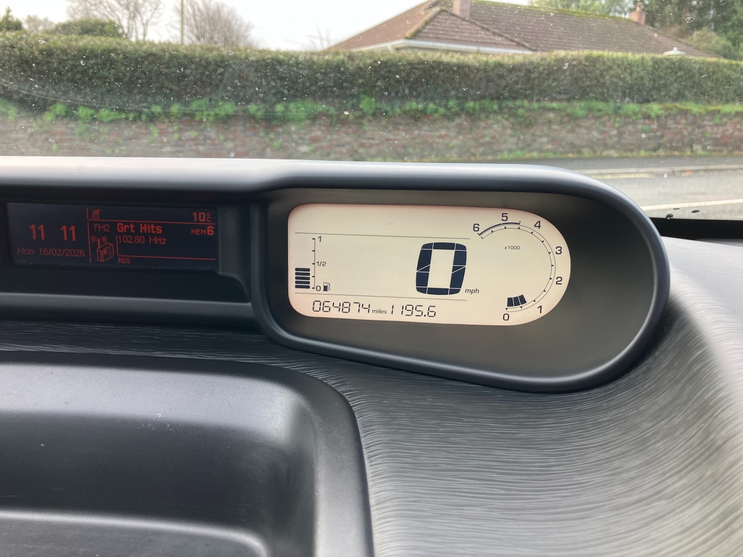 Used Citroen C3 Picasso 2017 for sale - 77568475: Photo 13