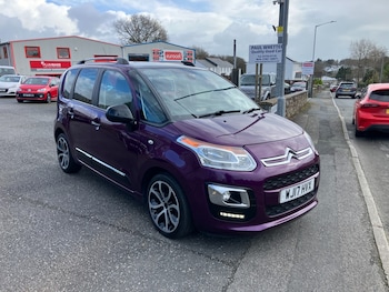 2017 (17) - 1.6 BlueHDi Platinum 5dr