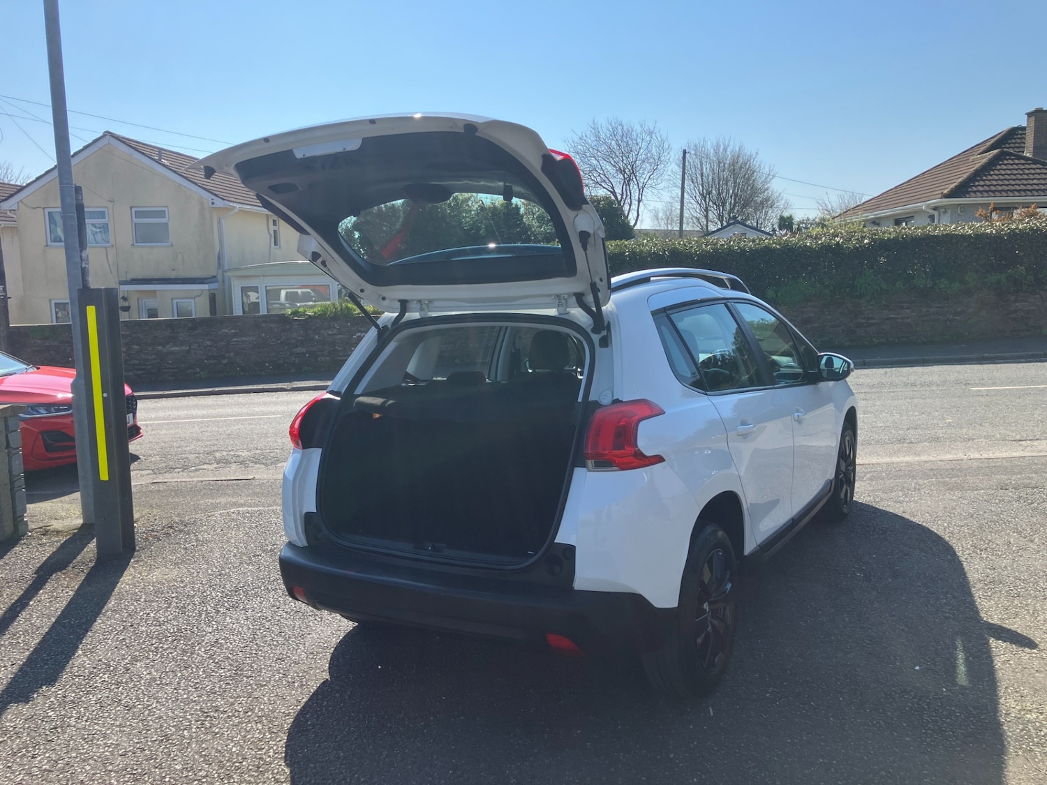 Used Peugeot 2008 2014 for sale - 77947020: Photo 3