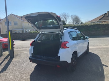 Used Peugeot 2008 2014 for sale - 77947020: Photo