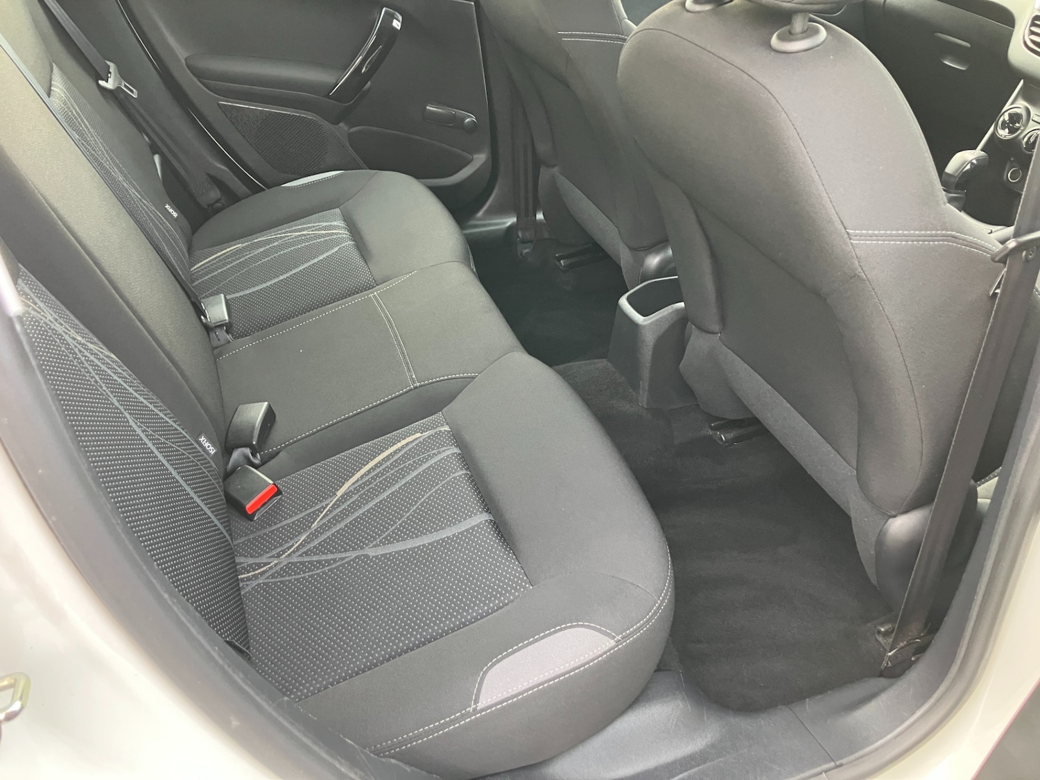 Used Peugeot 208 2014 for sale - 78027226: Photo 5