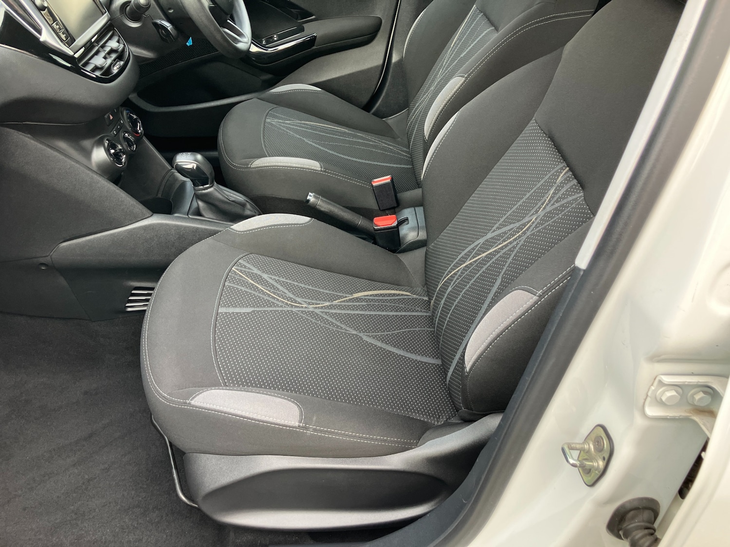 Used Peugeot 208 2014 for sale - 78027226: Photo 7