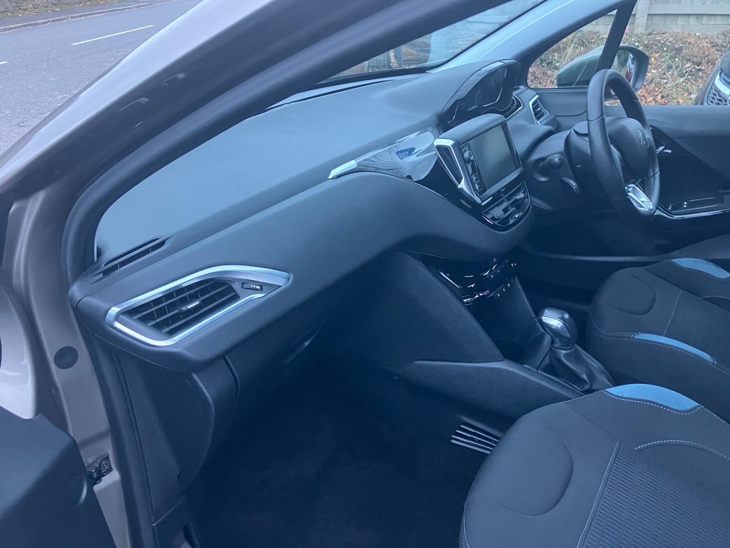 Used Peugeot 208 2014 for sale - 76461264: Photo 7