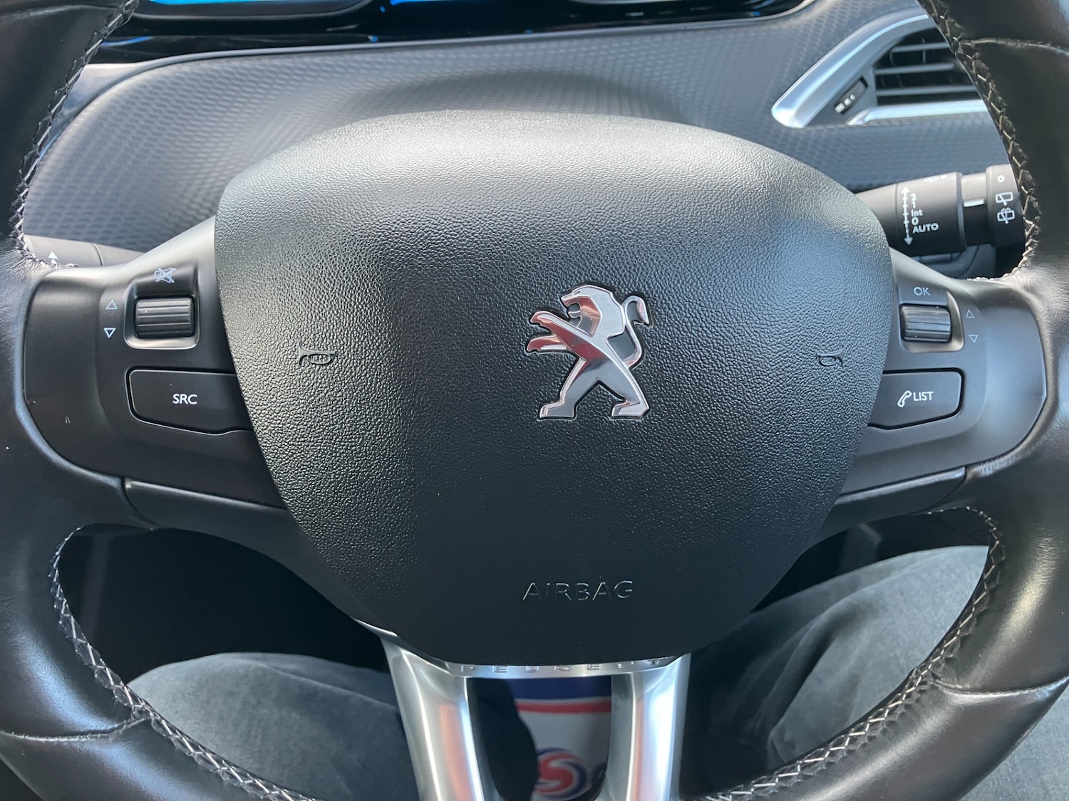 Used Peugeot 2008 2015 for sale - 77569018: Photo 13