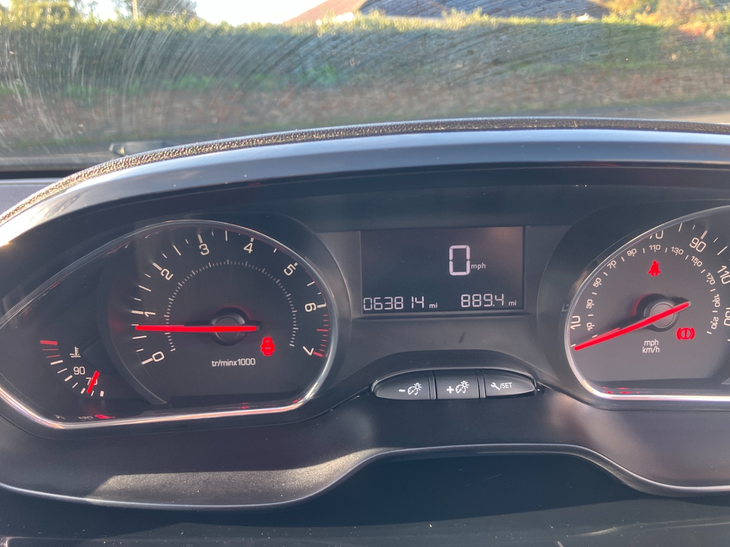 Used Peugeot 208 2014 for sale - 76382776: Photo 13