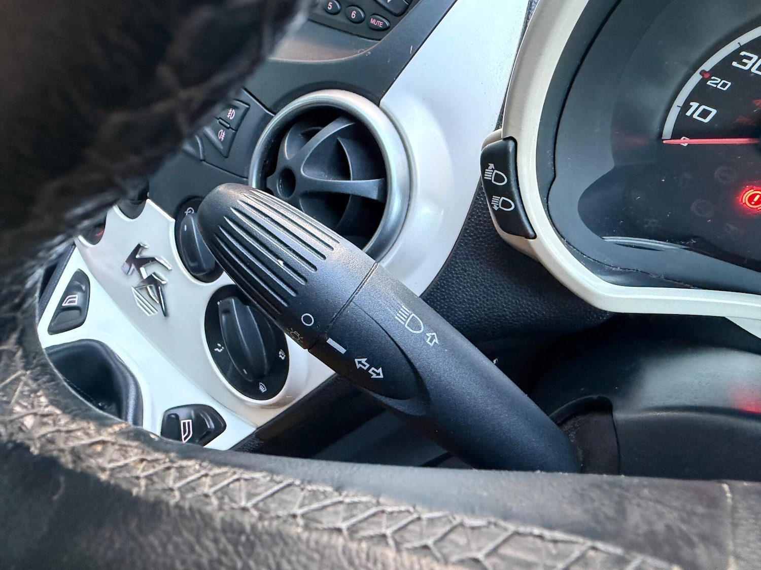 Used Ford Ka for sale - 76996565: Photo 36