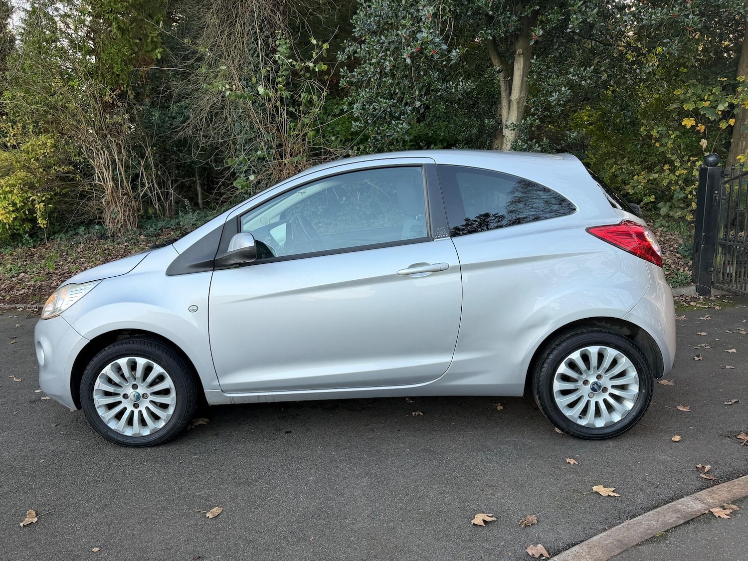 Used Ford Ka for sale - 76996565: Photo 4