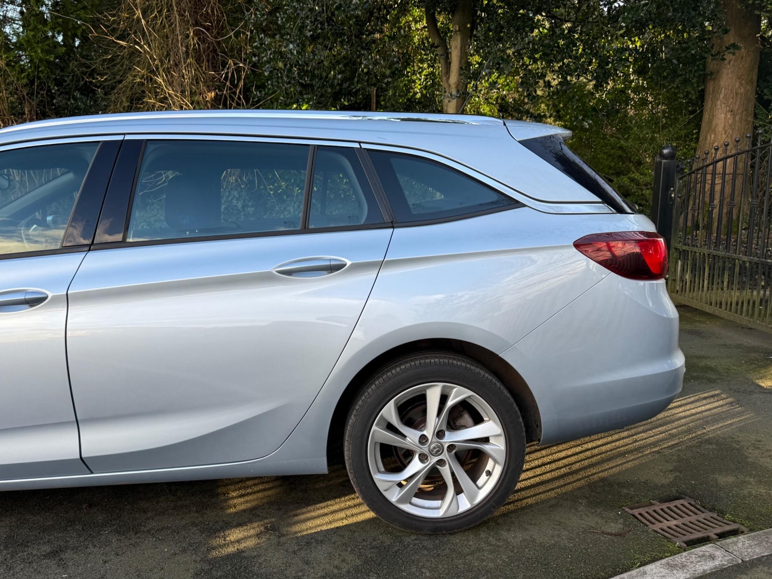 Used Vauxhall Astra for sale - 76993835: Photo 12