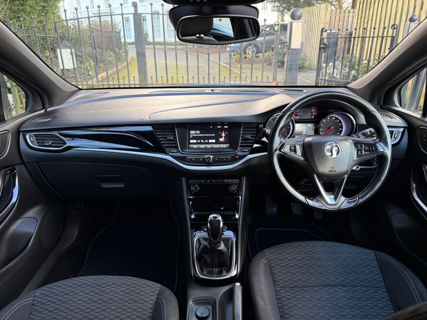 Used Vauxhall Astra for sale - 76993835: Photo 16