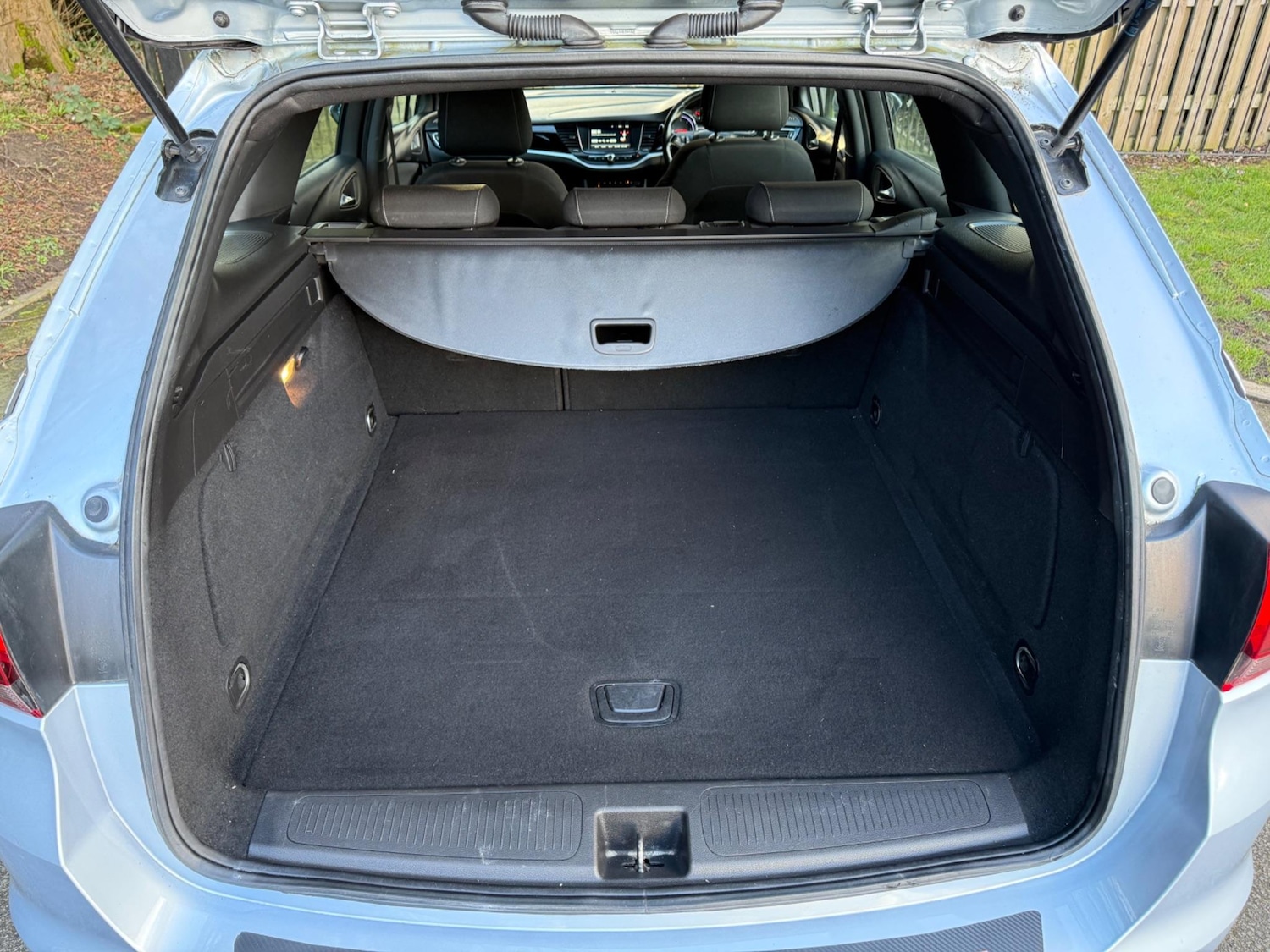 Used Vauxhall Astra for sale - 76993835: Photo 32