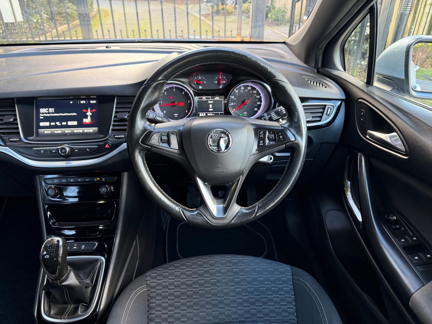 Used Vauxhall Astra for sale - 76993835: Photo 33