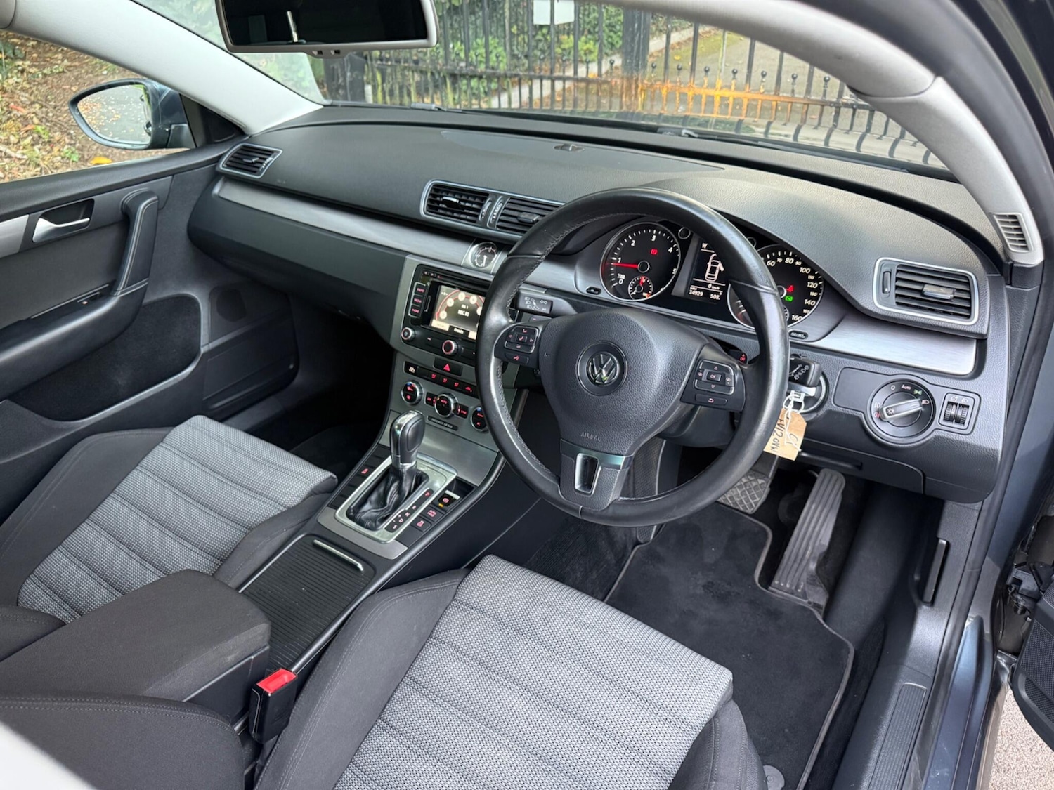 Used Volkswagen Passat 2012 for sale - 76993968: Photo 15